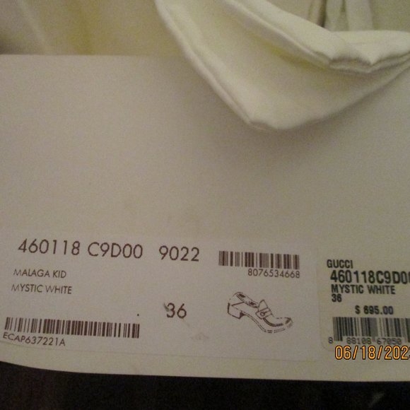 Vintage Gucci White Loafers Gold Chain Stacked Heel Size 36 EU In Original Box - Picture 3 of 12